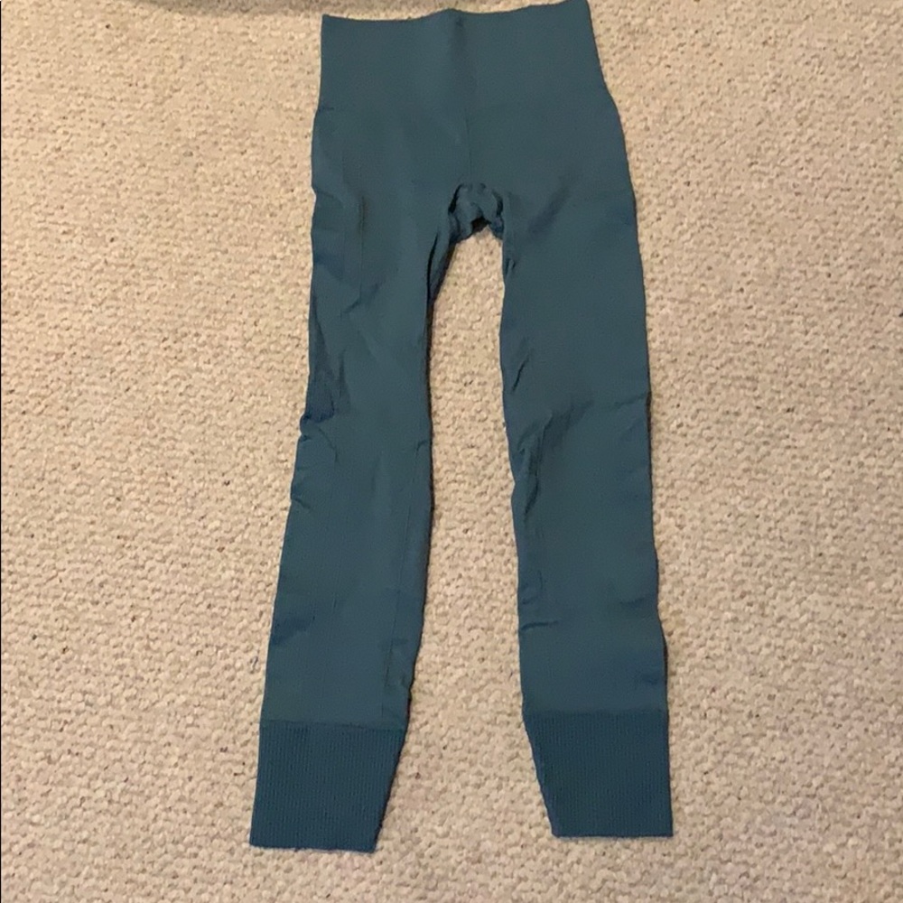 Blue Lululemon leggings